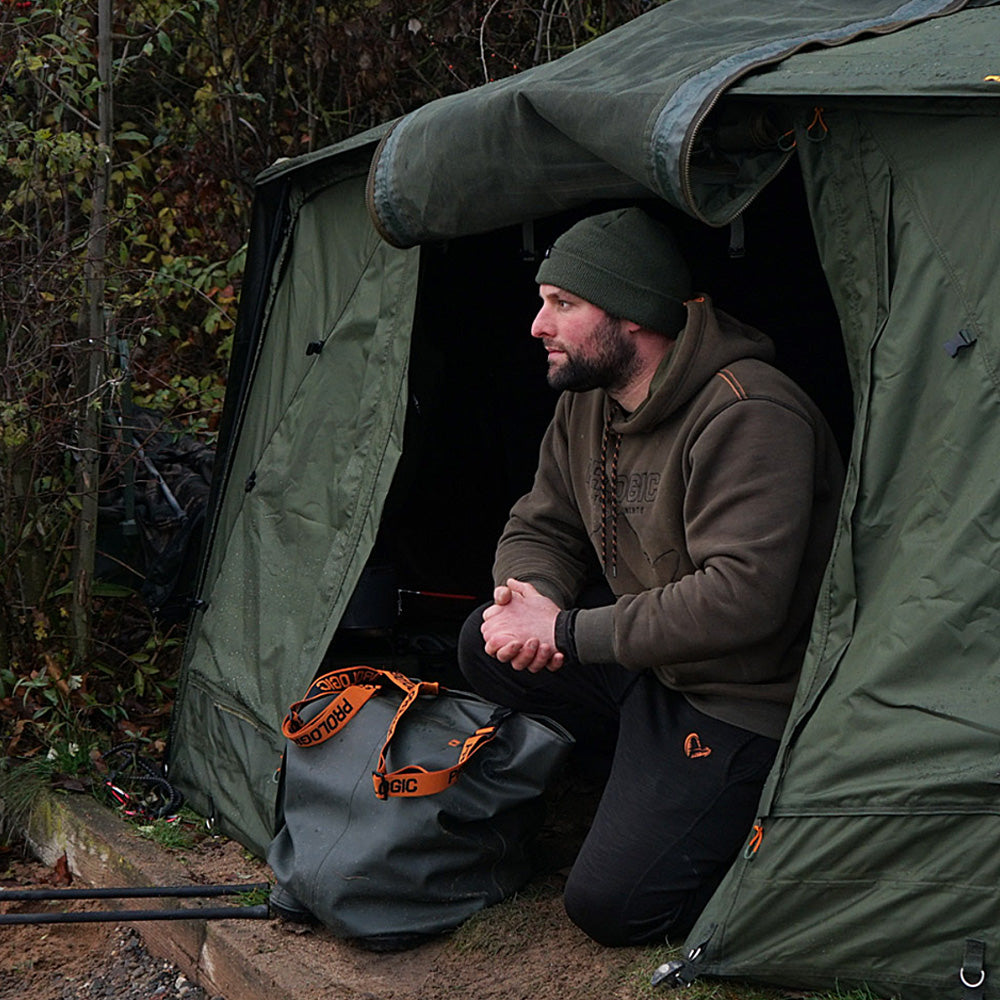 Prologic Shelter